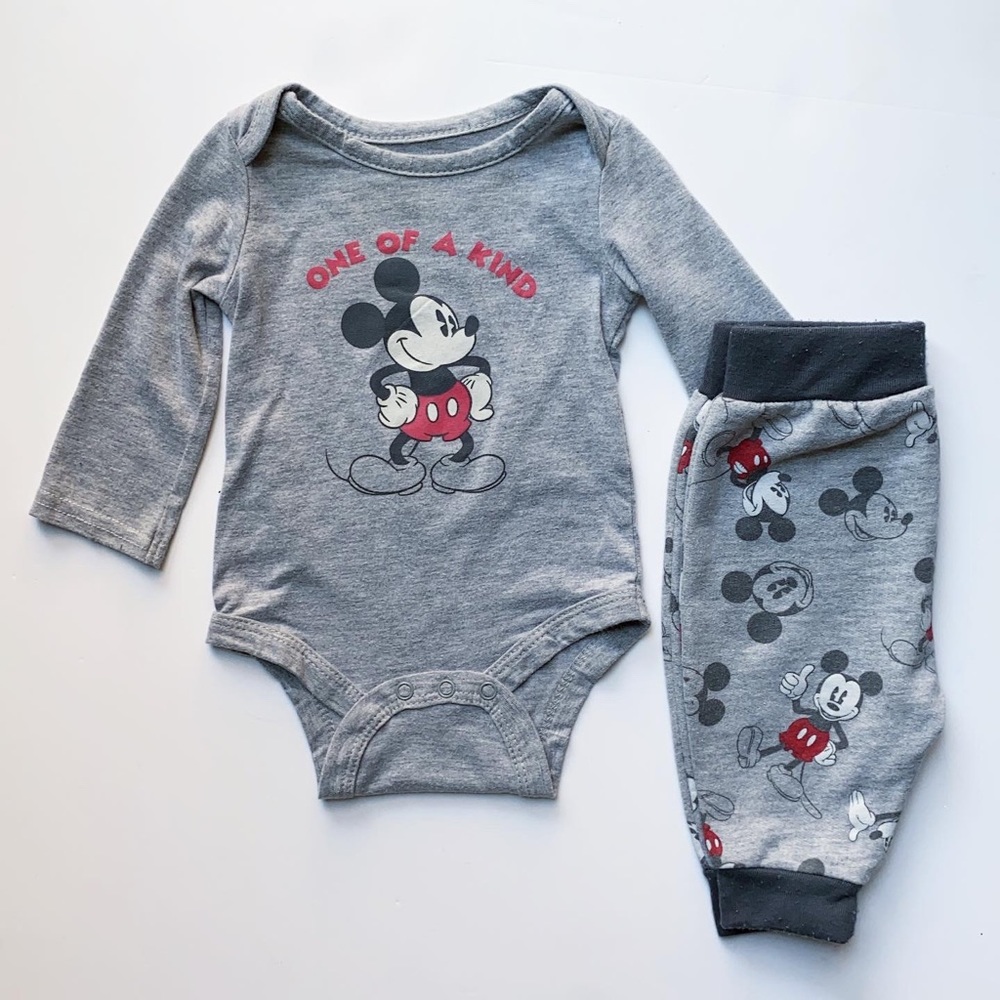 The ‘One Of A Kind’ Mickey Mouse Outfit